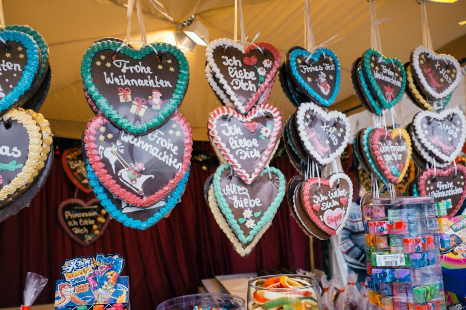 Gingerbread hearts on the Christmas market