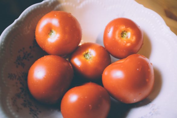 Ripe washed tomatoes