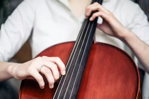 Hands and cello