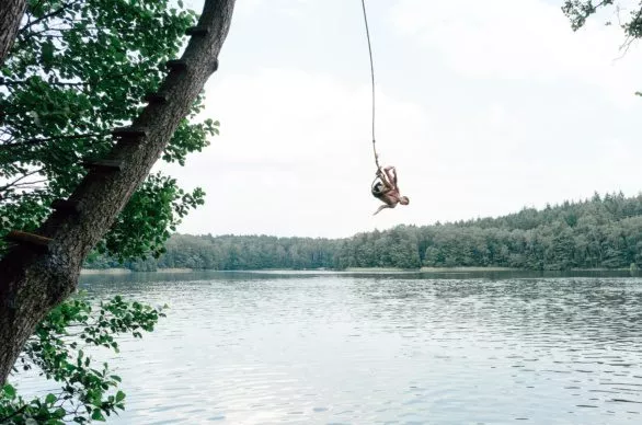 Jumping off rope swing