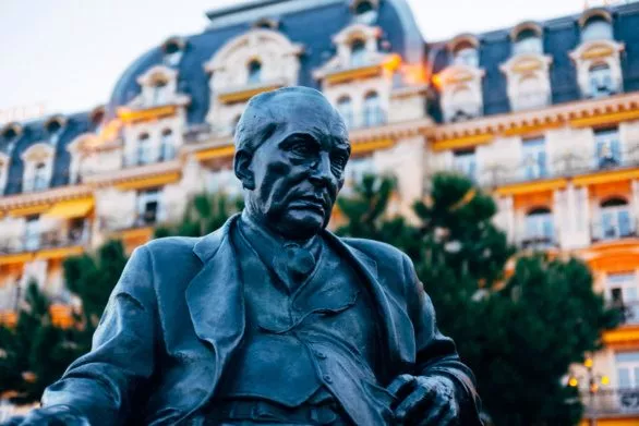 Vladimir Nabokov statue in Montreux