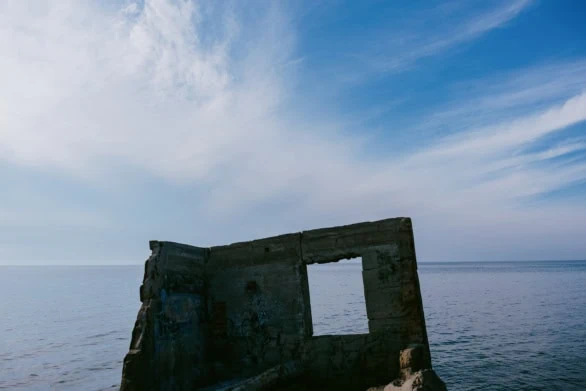 Framing the Baltic Sea Through a Wrecked Window – Northern For