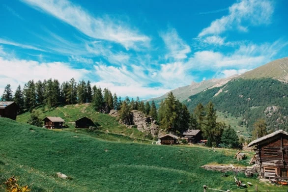 Traditional Swiss Chalets in the Val d’Hérens Alpine Valley o